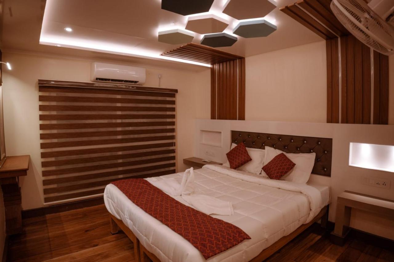 Venice Premium Houseboats Alleppey Alappuzha Екстер'єр фото