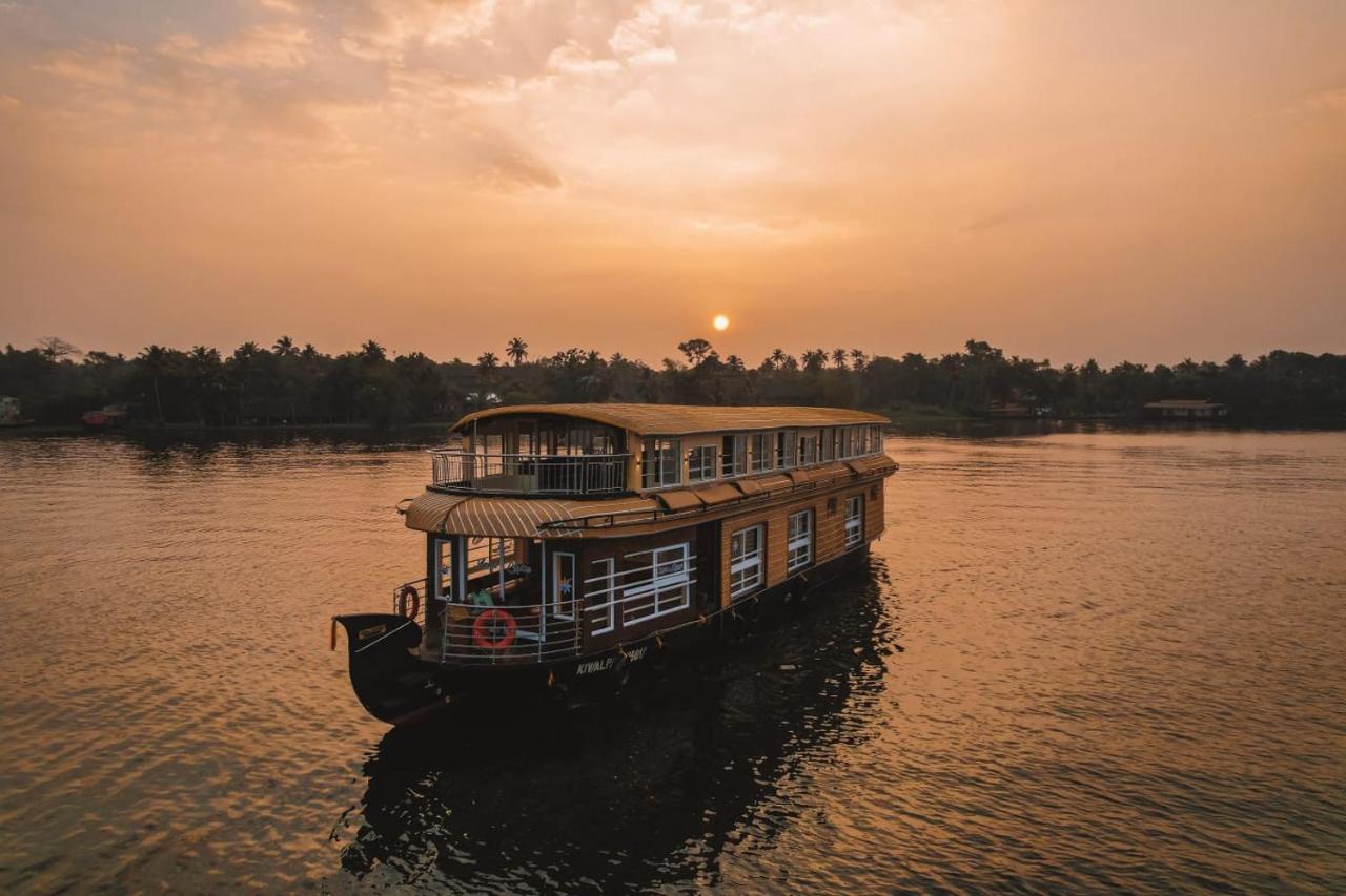Venice Premium Houseboats Alleppey Alappuzha Екстер'єр фото