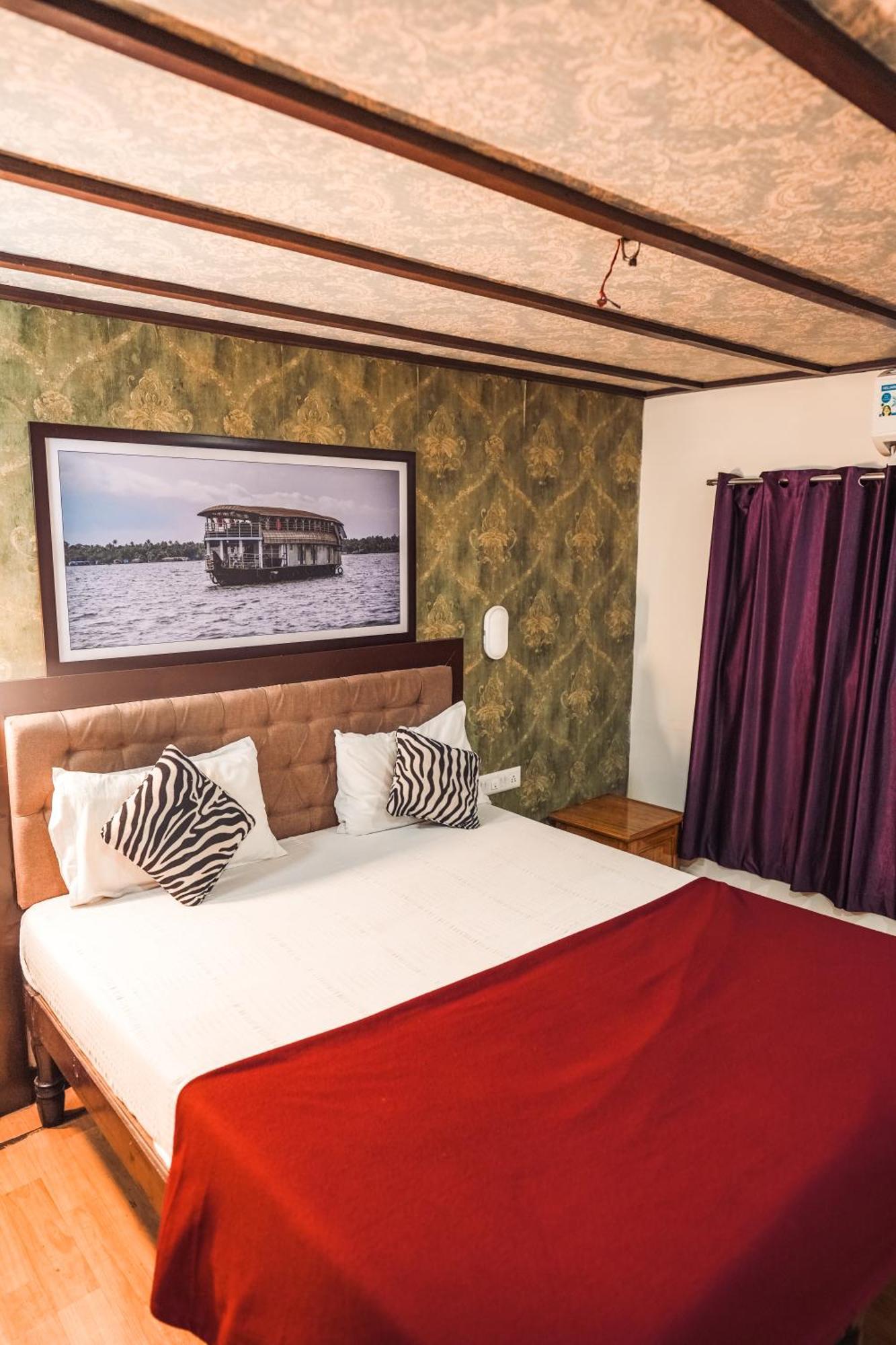 Venice Premium Houseboats Alleppey Alappuzha Екстер'єр фото