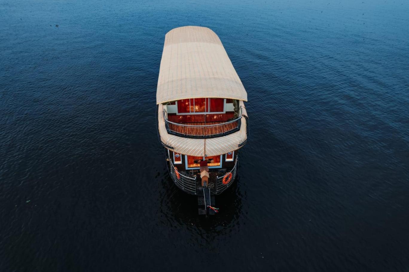 Venice Premium Houseboats Alleppey Alappuzha Екстер'єр фото
