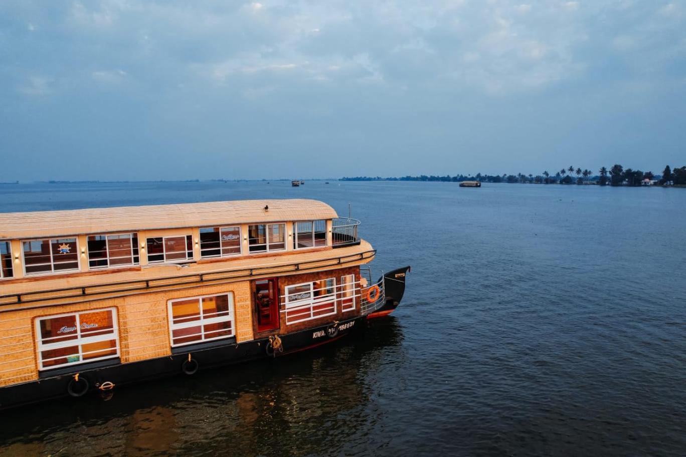 Venice Premium Houseboats Alleppey Alappuzha Екстер'єр фото