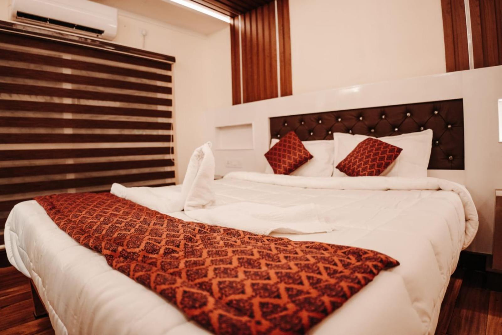Venice Premium Houseboats Alleppey Alappuzha Екстер'єр фото